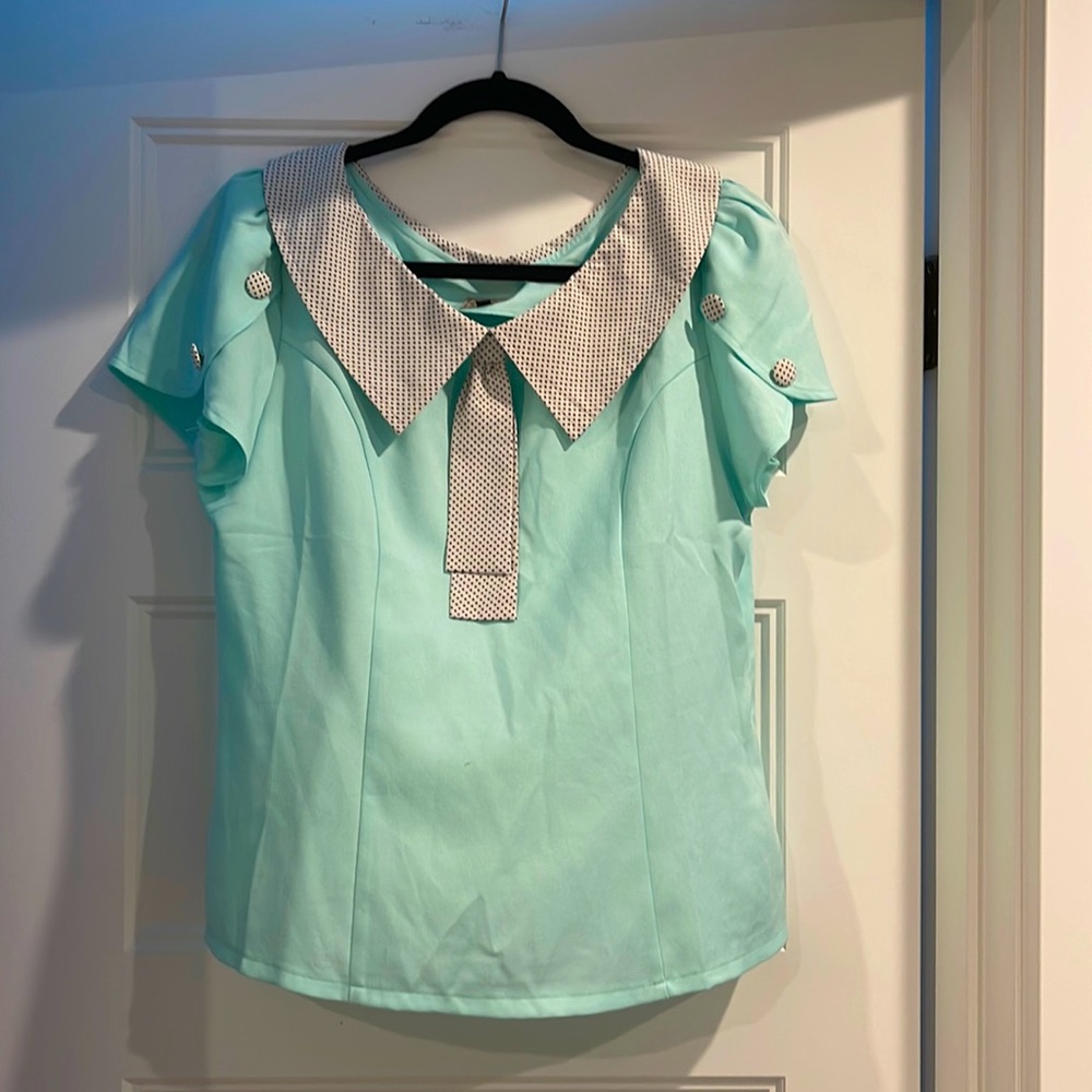 Retro super cute top
